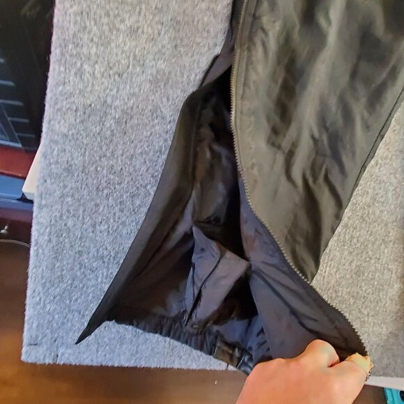 Sport Essentials Ski Snowboard Pants Sz XL Black Pockets Clean Full Leg Zip - Picture 3 of 10